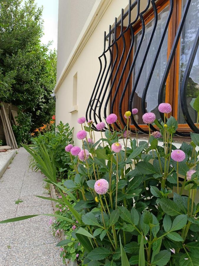 Qhome 1 - Studio Entre Paris Et Disney Villiers-sur-Marne Exterior foto